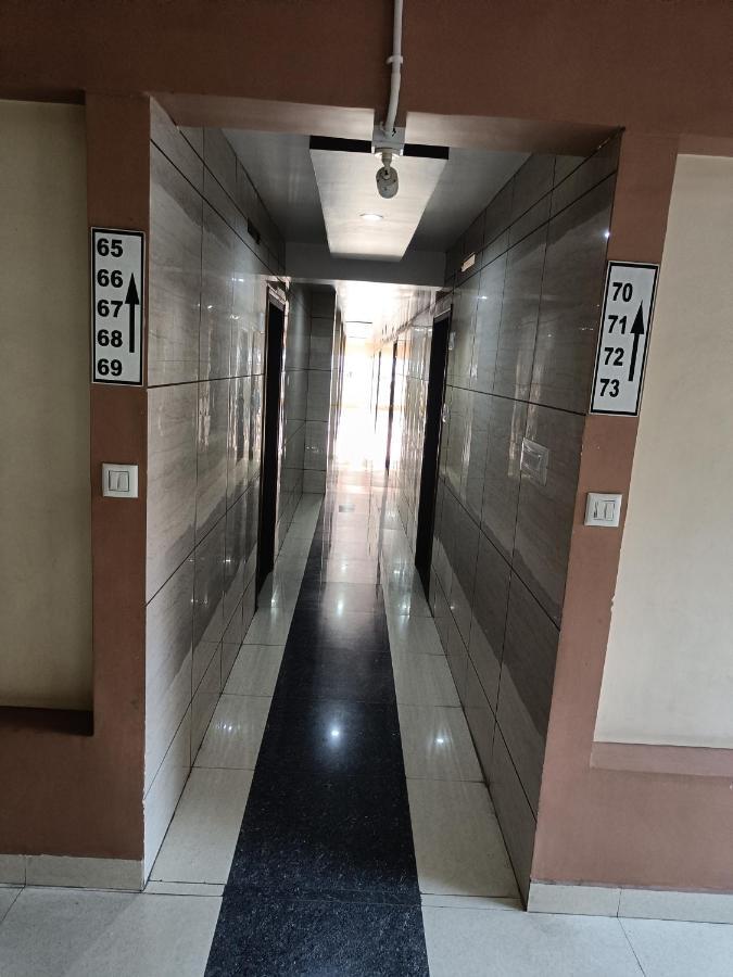 Sri Vishnu Krupa Lodging Belur  Exteriér fotografie